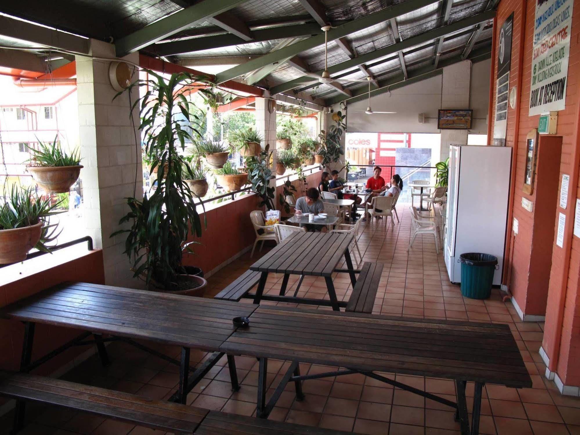 Chillis Backpackers Hostel Даруин Екстериор снимка